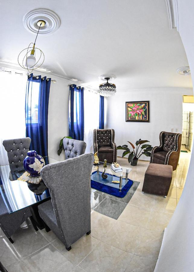 Apartamento En La Carreras Proximo Al Monumento Сантьяго-де-лос-Кабальерос Экстерьер фото