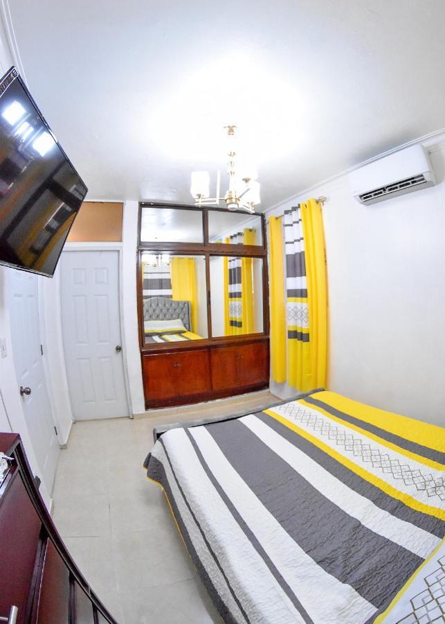 Apartamento En La Carreras Proximo Al Monumento Сантьяго-де-лос-Кабальерос Экстерьер фото