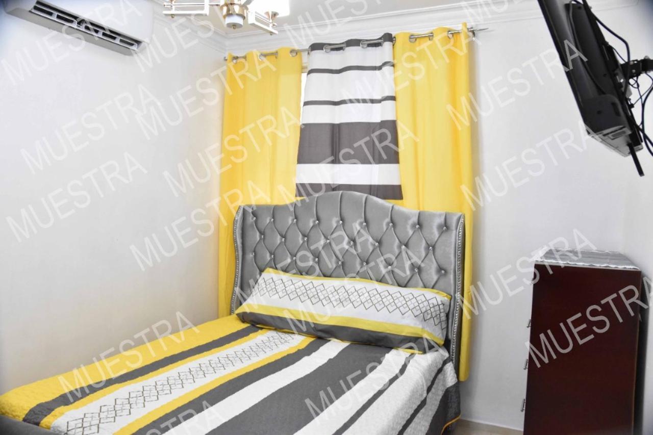Apartamento En La Carreras Proximo Al Monumento Сантьяго-де-лос-Кабальерос Экстерьер фото