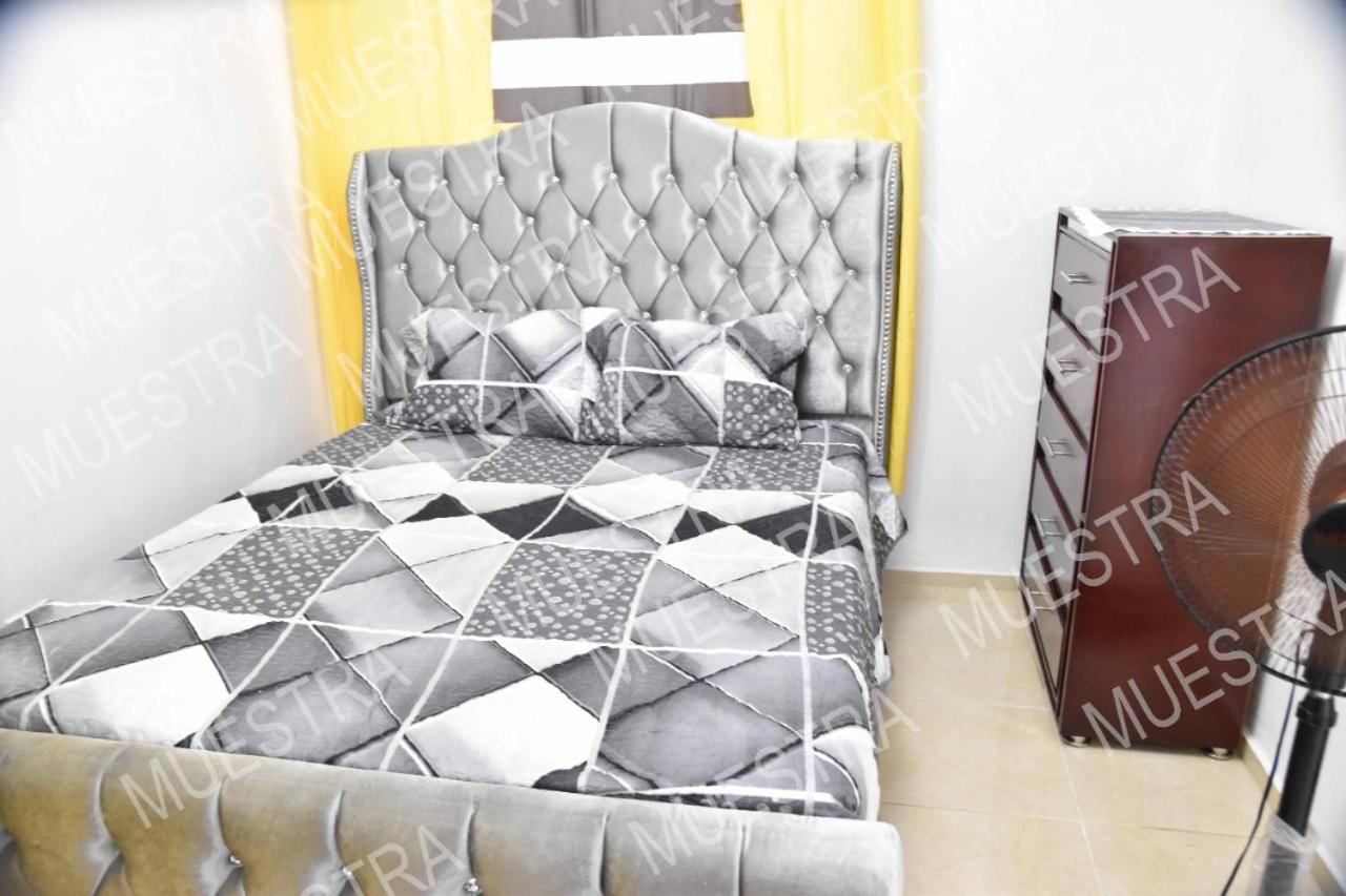 Apartamento En La Carreras Proximo Al Monumento Сантьяго-де-лос-Кабальерос Экстерьер фото