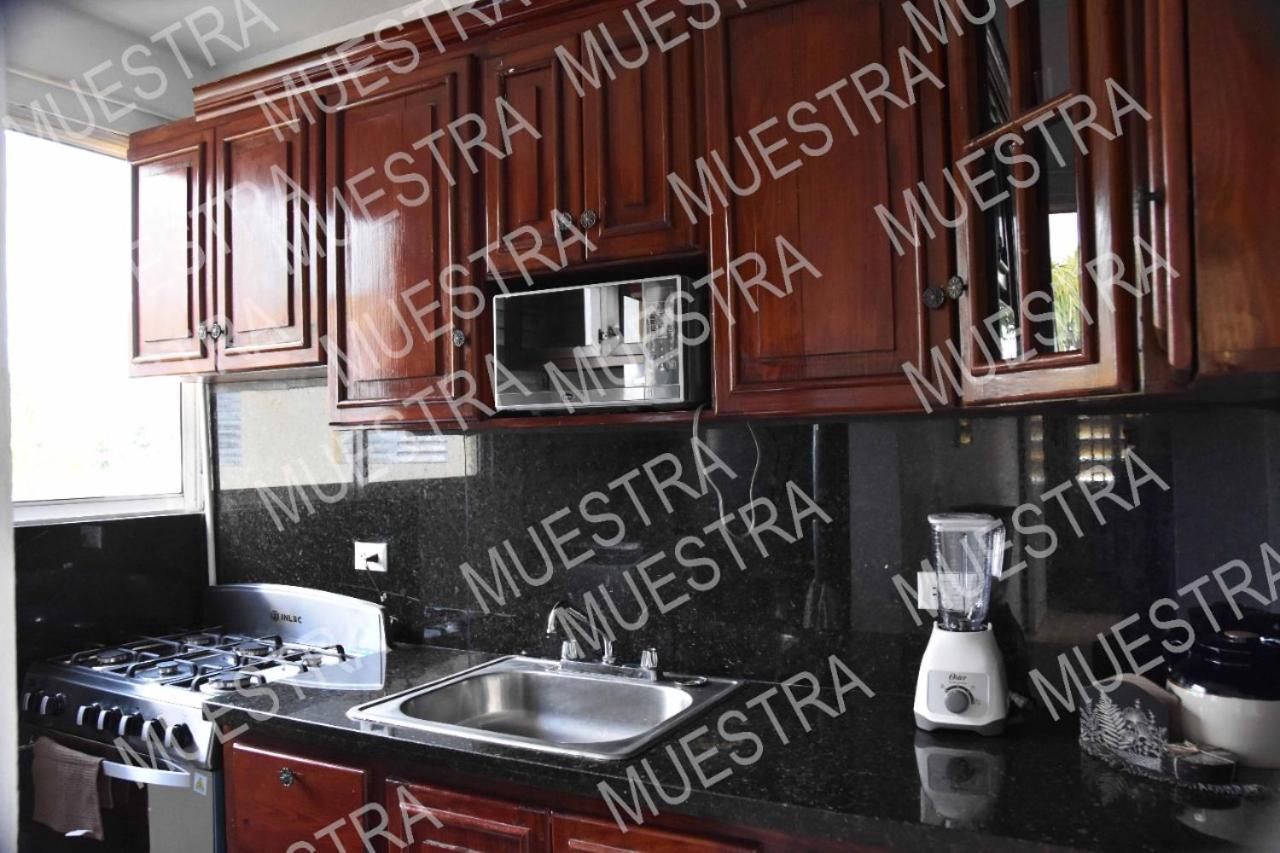 Apartamento En La Carreras Proximo Al Monumento Сантьяго-де-лос-Кабальерос Экстерьер фото